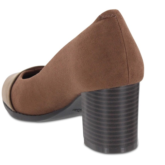 MIA Amore Round Toe Classic Pumps - Picture 4 of 15